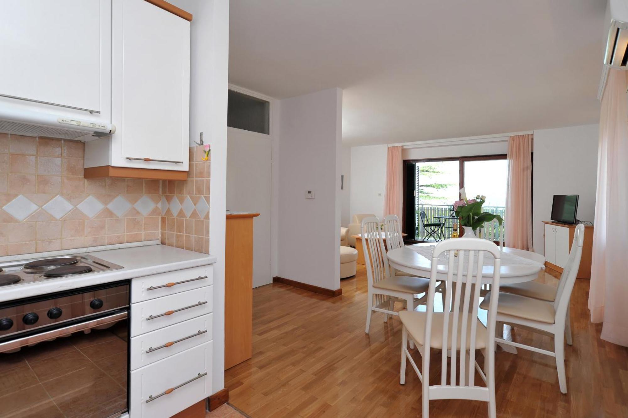 Apartments Villa Eden Preko Exteriér fotografie