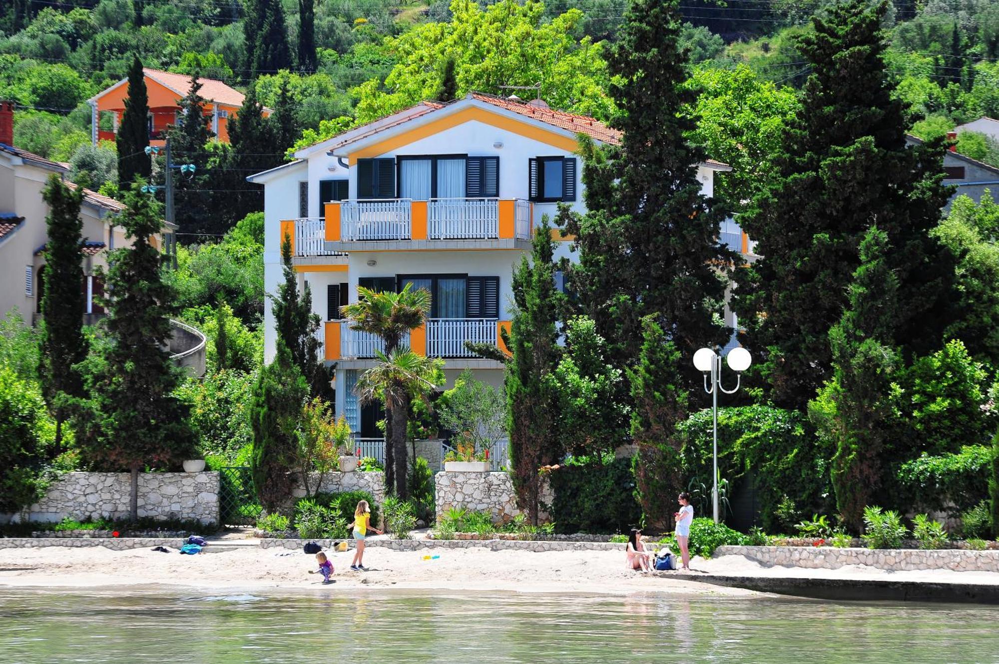 Apartments Villa Eden Preko Exteriér fotografie